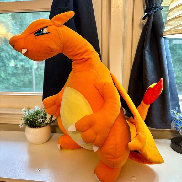 Pokemon Charizard 24 Inch Plush - Picture 3 of 8